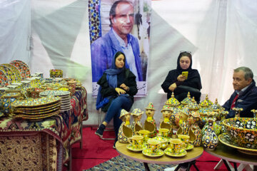 سومین نمایشگاه منطقه‌ای صنایع‌دستی در سمنان
