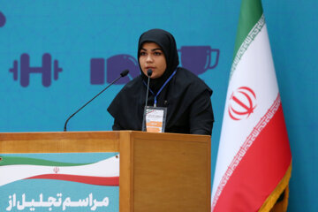 Reisi’nin Katılımıyla İranlı Kadın Sporcularının Ödüllendirilme Töreninin Fotoğrafları