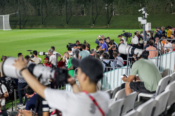 Entrenamiento de los equipos nacionales de fútbol de España y Argentina en Doha