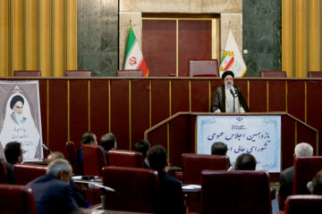 Reunión del Consejo Supremo de las Provincias de Irán