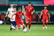 2022ورلڈ کپ ؛ ایران اور برطانیہ کی فٹبال ٹیموں کے درمیان میچ کے مناظر
