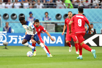 Comenzado el encuentro entre los equipos de Irán e Inglaterra en Doha