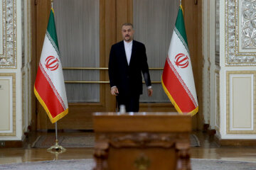 نشست خبری وزیر امور خارجه