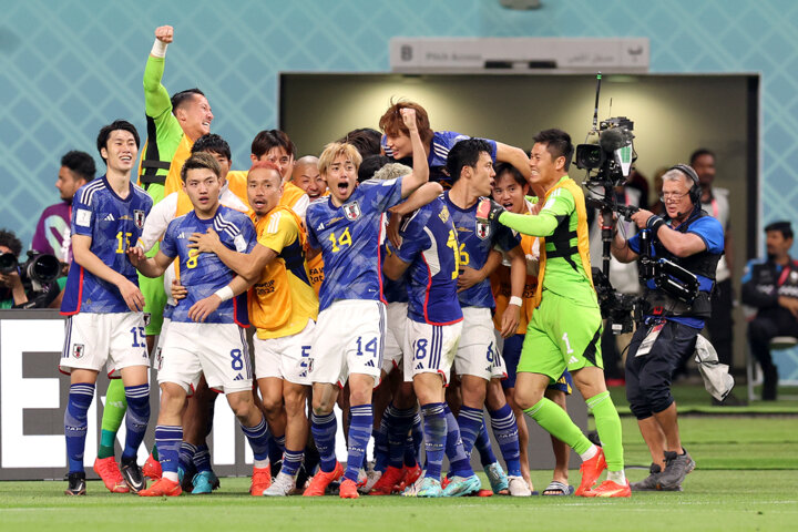 اکنون وقت ایستادن است؛ یوزها آماده نبرد برابر اژدها