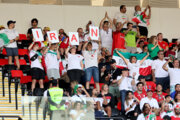 ورزشگاه «احمدبن‌ علی» در انحصار ایرانی‌ها؛ کولاک تماشاگران در حمایت از تیم ملی