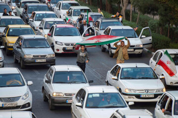 La alegría del pueblo tras la victoria de la selección nacional de fútbol de Irán