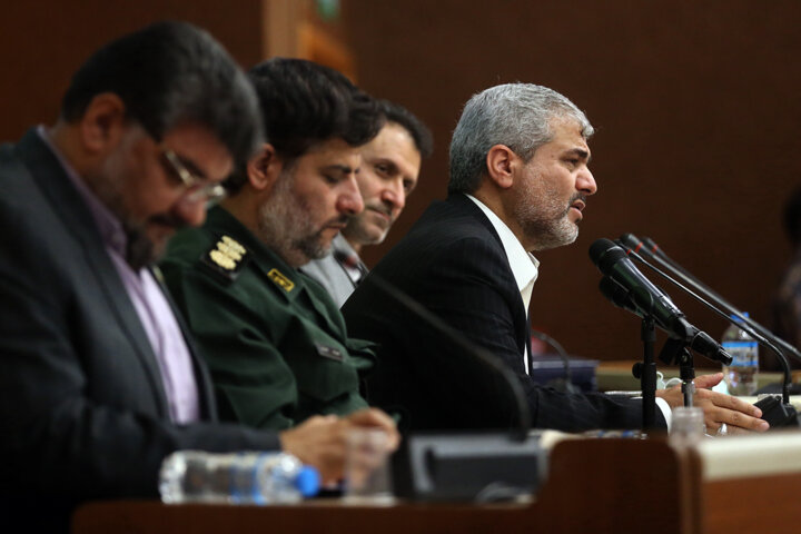 جشن آزادی بیش از ۱۲۰۰ زندانی نیازمند برگزار شد