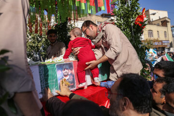 Funeral por el alto oficial de la Fuerza Aeroespacial del CGRI Davud Yafari en Shiraz