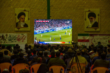 تماشای بازی ایران و آمریکا- سمنان
