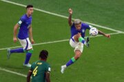 Weltmeisterschaft 2022 – Fußballmannschaften von Kamerun und Brasilien
