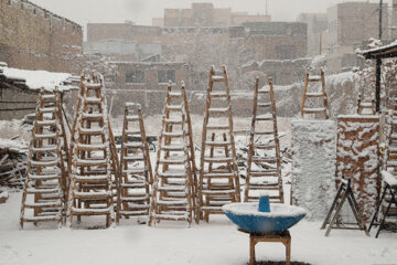 بارش برف پاییزی در مشهد