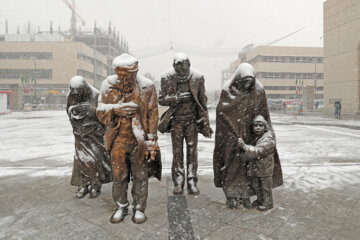 بارش برف پاییزی در مشهد