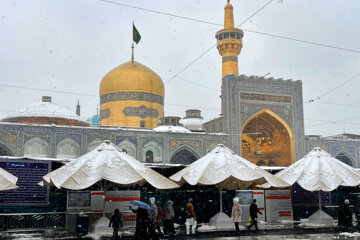 بارش برف پاییزی در مشهد