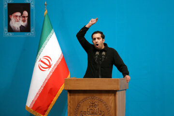 Conmemoración del Día del Estudiante Universitario con la presencia del presidente iraní