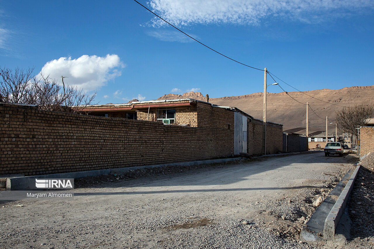 عملیات اجرایی ۲ طرح عمرانی روستایی در چناران خراسان رضوی آغاز شد