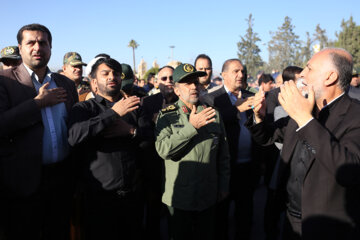 Funeral por 10 de los mártires de la Defensa Sagrada en Shiraz
