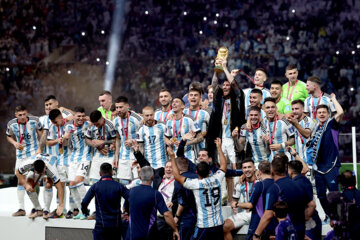 Coupe du monde 2022 : les belles images de la cérémonie de clôture marquée par un 3e trophée pour l’Argentine 