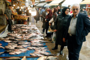 L’ambiance de la fête de Yalda dans les marchés de Rasht