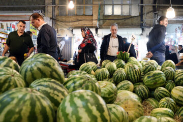 De la chaleur au marché de Yalda