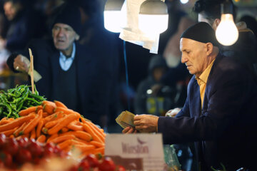 خرید شب یلدا در زنجان