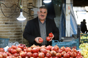 خرید شب یلدا در زنجان