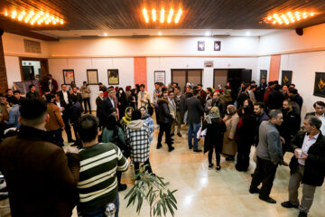 Los estudiantes extranjeros celebran la noche de Yalda