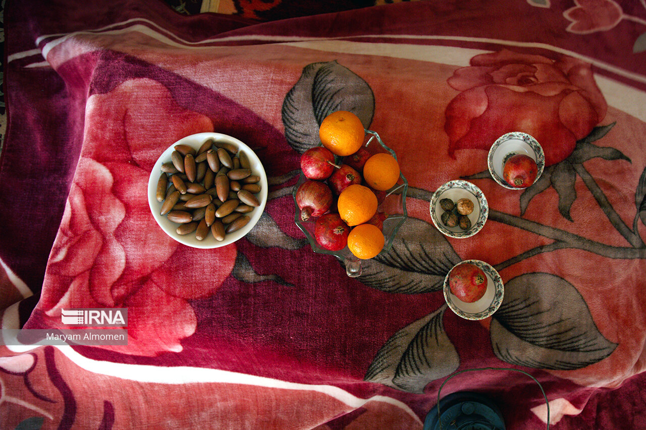 شب چله در میان مردم چهارمحال و بختیاری شب چله در میان مردم چهارمحال و بختیاری