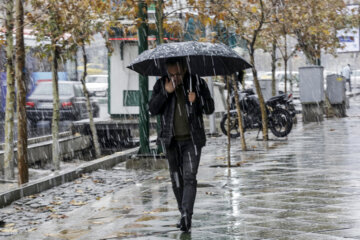 کاهش ۲۶ درصدی بارش‌ها در تهران/ مدیریت مصرف اولویت دارد