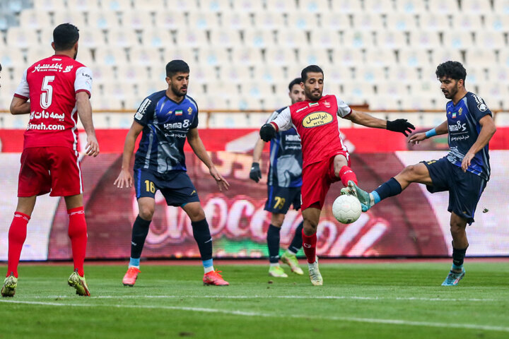 پرسپولیس بهدنبال تثبیت صدرنشینی و تلاش گلگهر برای سهمیه آسیا در موقعیت مهدی