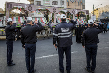 Funeral por 200 de los mártires de la Defensa Sagrada en Teherán
