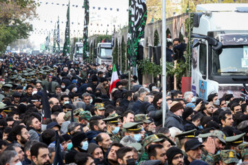 Funeral por 200 de los mártires de la Defensa Sagrada en Teherán
