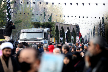 Funeral por 200 de los mártires de la Defensa Sagrada en Teherán
