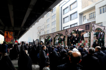 Funeral por 200 de los mártires de la Defensa Sagrada en Teherán
