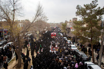 Funeral por 6 de los mártires de la Defensa Sagrada en Isfahán 
