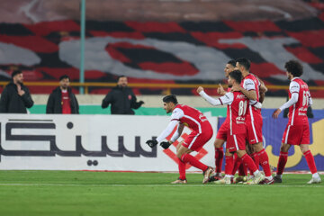 پدیده در پرسپولیس می‌ماند