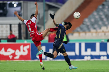 لیگ برتر فوتبال- پرسپولیس و نساجی مازندران