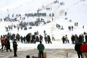 ایرانی صوبے ہمدان میں شدید برفباری کے حسین مناظر
