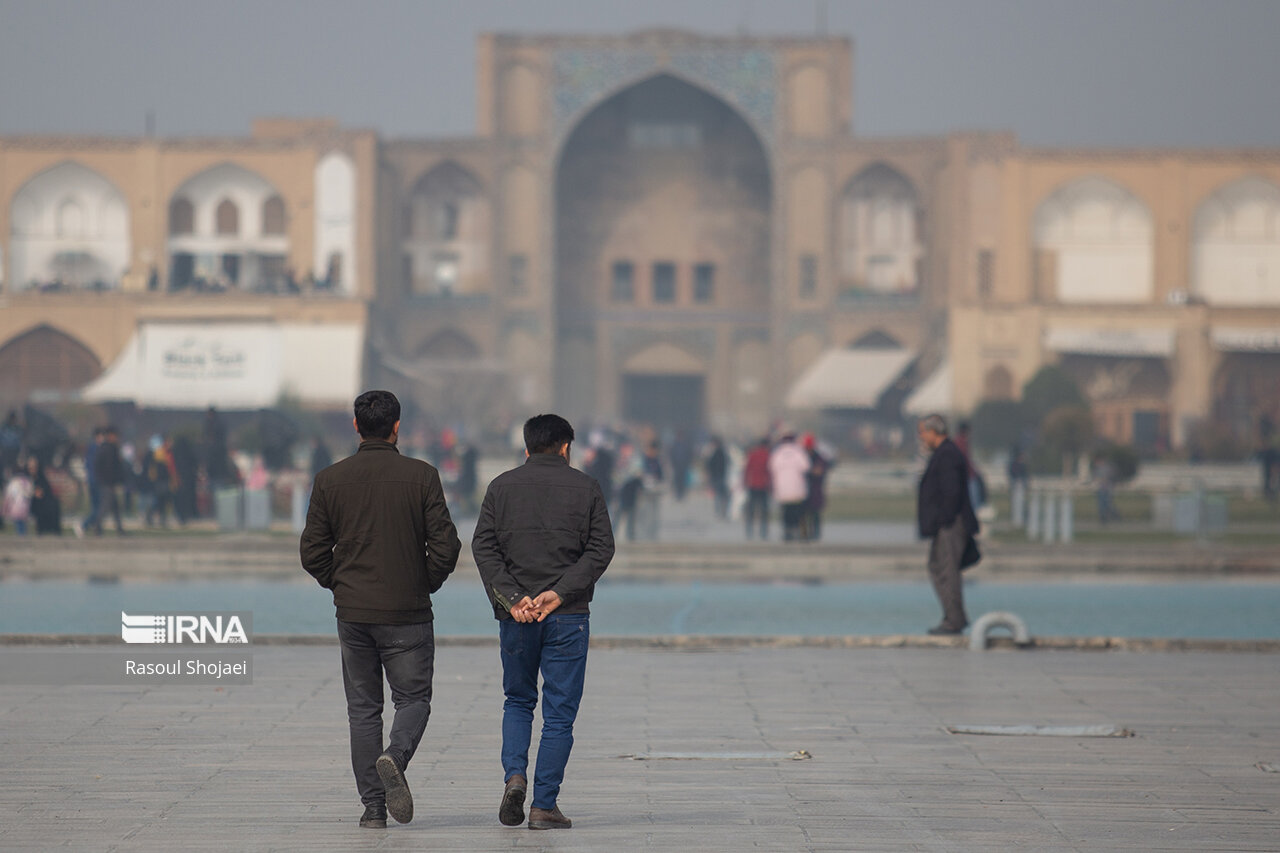 کیفیت هوای کلانشهر اصفهان برای گروه‌های حساس ناسالم شد