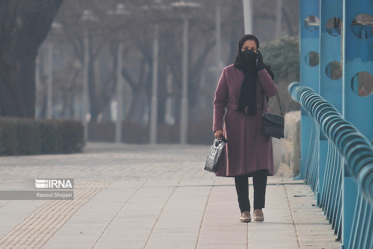 تداوم آلودگی هوای اصفهان، شرایط برای عموم همچنان ناسالم است