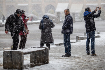 Ispahan « la moitié du monde », sous la neige 