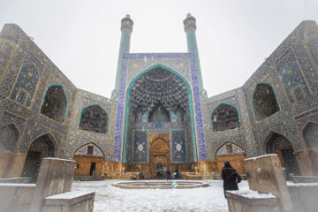 بارش برف و باران هوای اصفهان را در وضعیت پاک قرار داد