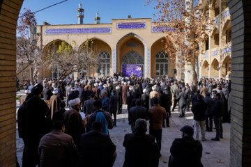 تجمع مردم لرستان در محکومیت اقدام علیه نشریه فرانسوی