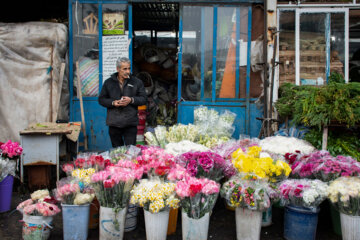 Mercado de flores en vísperas del Día de la Madre
