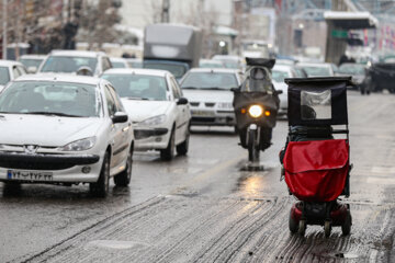 Fuerte nevada en Teherán
