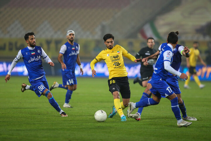 سایه روشنهای هفته شانزدهم لیگ برتر؛ یکه تازی قرمزها در هوای آفتابی انزلی