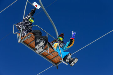 Hiver 2023 : station de ski de Tochal à Téhéran