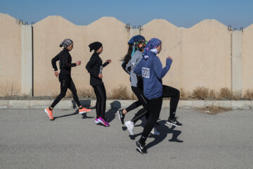 Athlétisme : cross-country parmi les travailleurs en Iran