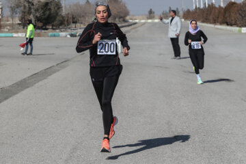 Athlétisme : cross-country parmi les travailleurs en Iran