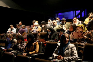 Festival de théâtre Fajr 2023 à Téhéran : sixième jour