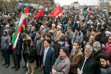 راهپیمایی مردم قم در محکومیت اهانت به قرآن